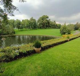 Casa · 1500m² · 5 Recámaras · 8 Estacionamientos · Casa en Lomas Country Club