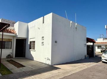 Casa de 3 habitaciones, Jesús María · Casa en Venta - Jardines de Campo Real, Jesús María Aguascalientes