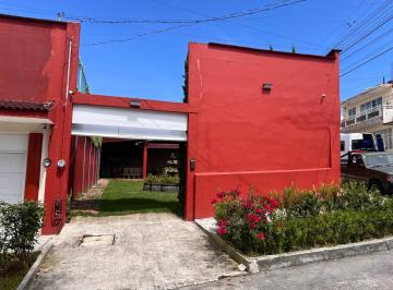 Terreno / Lote · 26m² · 1 Recámara · 4 Estacionamientos · Terreno - Los Laureles