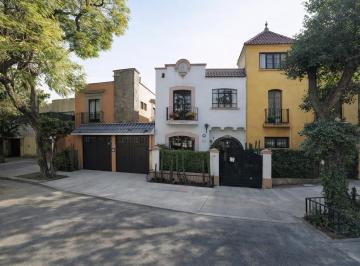Casa de 5 habitaciones, Benito Juárez · Casa en Venta en Calle Amores, Colonia del Valle Centro