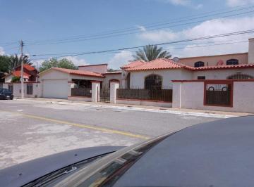 Casa de 3 habitaciones, Saltillo · Casa de 1 Piso, Fraccionamiento Bugambilias