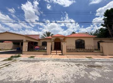 Casa de 3 habitaciones, Saltillo · Casa de 1 Piso, Fraccionamiento Bugambilias