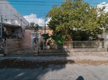 Casa · 172m² · 3 Recámaras · Venta Casa Colonial Amplio Terreno 3 Recámaras Entre Santiago y Santa Ana Centro