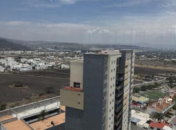 Casa · 2 Recámaras · 2 Estacionamientos · Casa - Juriquilla