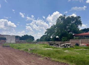 Terreno / Lote · 300m² · Terreno Residencial en Privada Villas de Irapuato