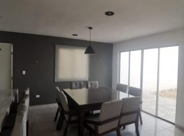 a94f9136803e05b1702669f11a1793e51c65a2dbce4714d44a4fa0a9fe9b7018 · Casa en Venta en Francisco Villa Poniente