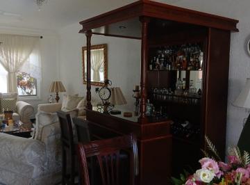 Casa de 4 habitaciones, Irapuato · Residencia en Venta – Las Plazas
