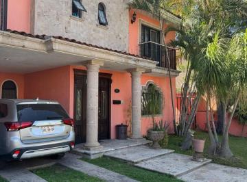Casa en condominio de 3 habitaciones, Zapopan · Casa en Venta con Buenas Condiciones y Buen Proyecto, en Coto, Dentro del Fracc Puerta de Hierro