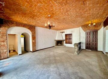 Casa uso de suelo de 2 habitaciones, Miguel Hidalgo · Casa con Uso de Suelo en Renta en Lomas Altas