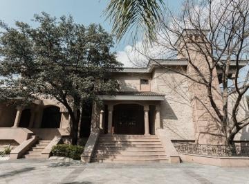 db8fb96d0b2eeb454f7a9287f77b2909abb5a42d85649ec5168494430a6f79d9 · Casa de Lujo en Venta, Jardines Coloniales, San Pedro Garza García