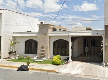 Casa de 4 habitaciones, Monterrey · Venta de Casa Monterrey Nuevo Leon