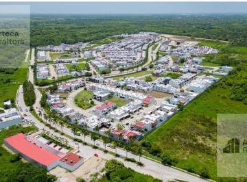 Terreno / Lote · 160m² · Venta de Lotes Residenciales en Privadas en Real Campestre
