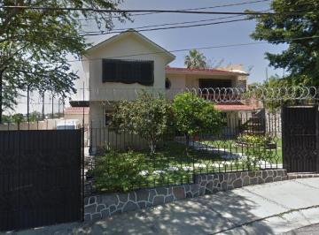 Casa de 5 habitaciones, Emiliano Zapata · Vendo Casa en Burgos Cuernavaca, Morelos