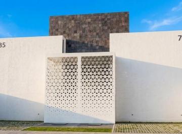 Casa · 290m² · 3 Recámaras · 3 Estacionamientos · Residencia en Venta en Fraccionamiento San Javier, Pachuca, Hgo.