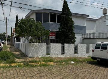Casa de 3 habitaciones, Tepatitlán de Morelos · Casa Amplia en Venta en un Lugar Tranquilo y Lleno de Naturaleza
