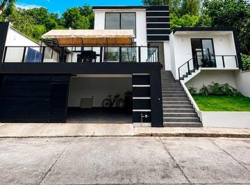 a1e844035a42a698101d325bae753eb6b225d13fcfb827ebf1fcd567f277781d · Residencia Premium en Fracc. Privado Campestre Coapexpan