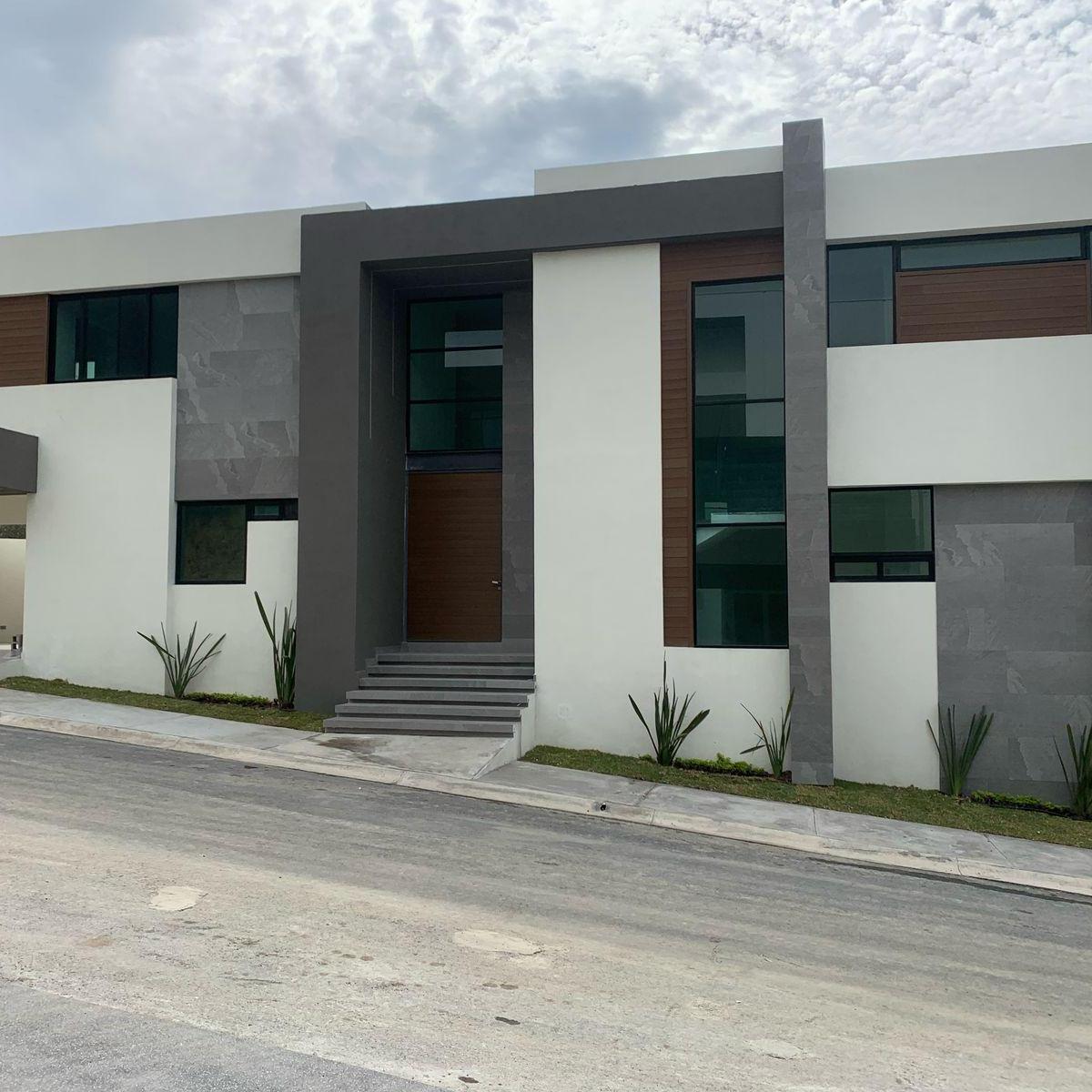 House for Sale in Bosques de Las Misiones