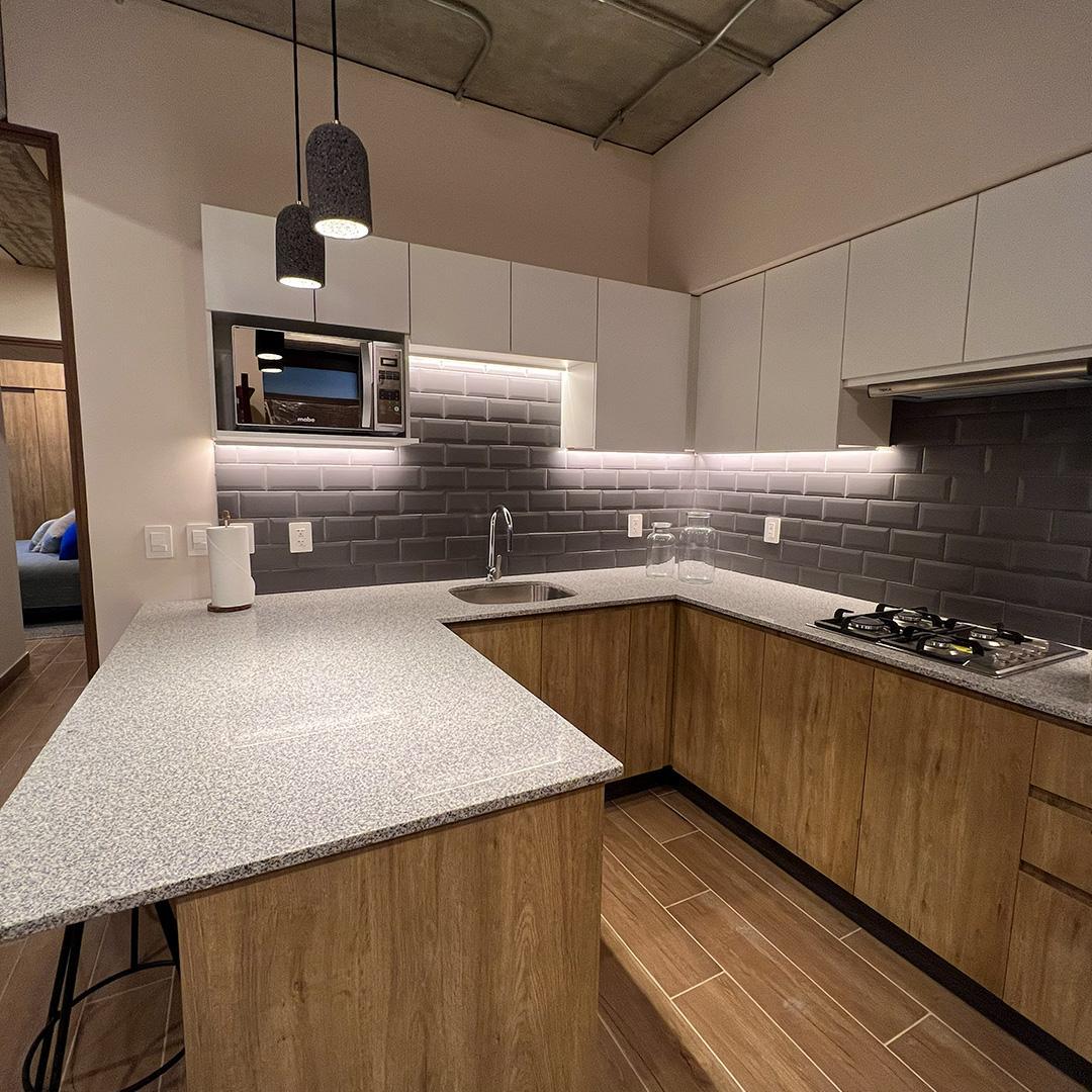 Apartment for Sale in Colonia Americana, 2 Bedrooms + Flexible Space