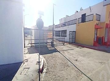 Casa de 2 habitaciones, Hermosillo · Se Vende Casa de Dos Niveles