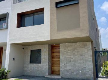 Casa en condominio · 207m² · 4 Recámaras · 2 Estacionamientos · Casa en Condominio en Bosque Vallarta