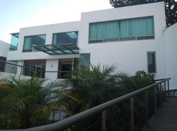 Casa · 430m² · 4 Recámaras · 5 Estacionamientos · Venta de Casa en Cuernavaca, Morelos