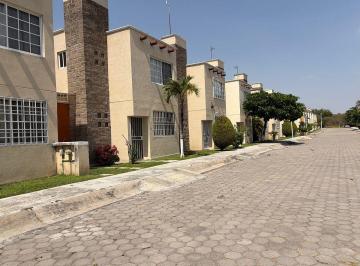 76cb0a9f154c44e6724f471f3be87d8fdf13be69dc4528bacaf463f273892494 · Casa de Dos Pisos en Rinconada Jardines de Tehuixtla, Tehuixtla, Morelos.