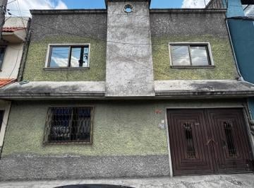 Casa de 3 habitaciones, Nezahualcóyotl · Venta D Ecasa en Nezahualcoyotl Edomex