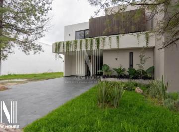 1 · Casa Nueva en Venta en La Campiña del Bosque