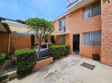 Casa de 1 habitación, Ixtapaluca · Casa en Venta en Izcalli.