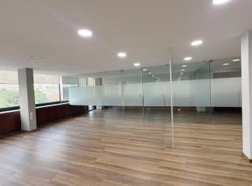 Oficina · 135m² · 1 Estacionamiento · Oficinas Privadas Excelentes!