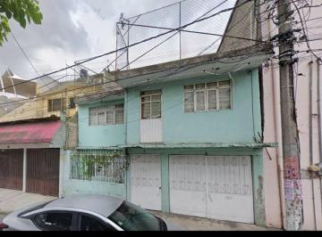 Casa de 3 habitaciones, Nezahualcóyotl · Casa en Venta en Tizapan 79, Metropolitana 3ra Secc, 57750 Cdad. Nezahualcóyotl, Méx.