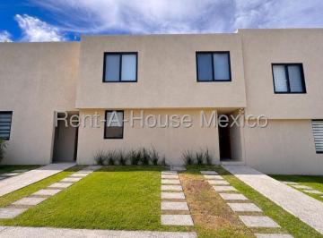 Casa de 3 habitaciones, El Marqués · Casa en Renta | Excelente Ubicación en Zákia Rah24