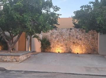 1 · Casa de Una Planta Equipada en Cholul – Lista Para Habitar