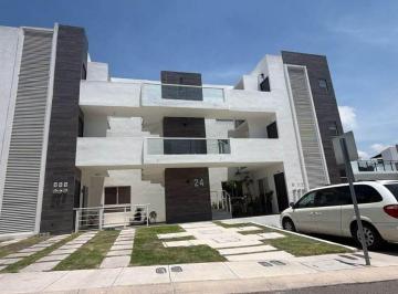 Departamento de 3 habitaciones, El Marqués · Depto Semi - Amueblado en Renta en Fracc Residencial Cumbre Alta 1