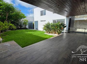 Casa de 5 habitaciones, Querétaro · Casa en Venta en Juriquilla