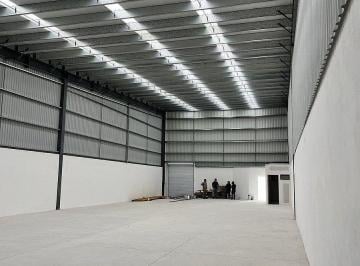 Bodega comercial · 243m² · 3 Estacionamientos · Bodega en Venta 240 m², en Parque con Seguridad 24/7, Energia Bifasica