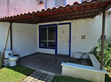 Casa de 3 habitaciones, Acapulco de Juárez · Fracc. Joyas del Marques, Casa 2n,3 Recámaras,1.5 Baños, Alberca, Estacionamiento Comun, 7 Min de Playa
