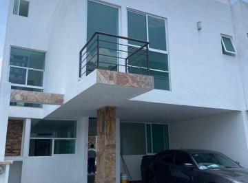 Casa de 3 habitaciones, Cuautlancingo · Preciosa Casa en Cuautlancingo