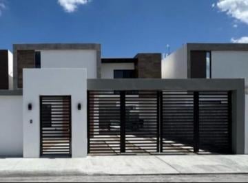 Casa · 186m² · 4 Recámaras · Casa en Venta Col. Lomas Real de Jarachina Sur