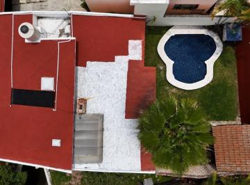 Casa de 3 habitaciones, Cuernavaca · Casa de 263 m² con 3 Recámaras en Renta en Los Volcanes