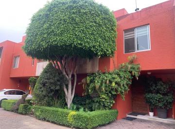 Casa · 180m² · 3 Recámaras · 2 Estacionamientos · Casa en Venta - Bosque de Echegaray