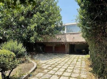 Casa de 4 habitaciones, Benito Juárez · Espectacular Residencia Clásica en Venta con Amplio Jardín Uso de Suelo Para Desarrollo del Valle