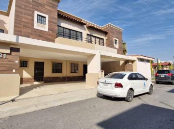 Casa · 105m² · 2 Estacionamientos · Casa - Fraccionamiento Andalucía Residencial