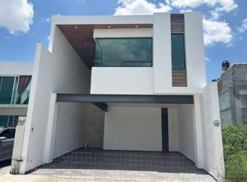 Casa en condominio de 3 habitaciones, León · Titanio Residencial Hermosa Csa Vta Nueva 3 Recam. La Principal /vestidor 3 Baños 2 Autos Techada
