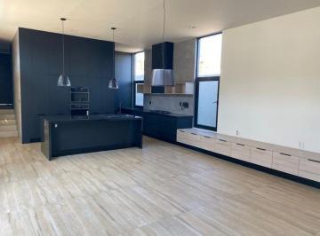 Casa de 4 habitaciones, León · Casa en Renta en El Molino Cons Xiv