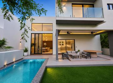 Casa de 4 habitaciones, Mérida · Casa de Lujo en Venta en Oasis, Yucatán Country Club | 4 Recámaras + Alberca