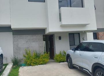 Casa · 124m² · 3 Recámaras · 2 Estacionamientos · Casa en Venta en Alva Residencial Coto 1 Int 88