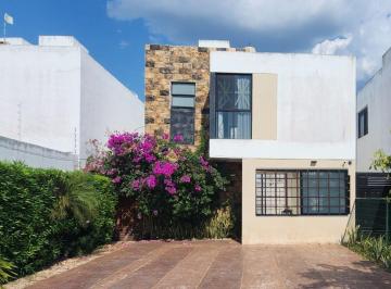 Casa de 2 habitaciones, Mérida · Casa de Dos Pisos con 2 Recamaras 1.5 Baño Patio Amplio Equipada en Gran Santa Fe Primera Etapa