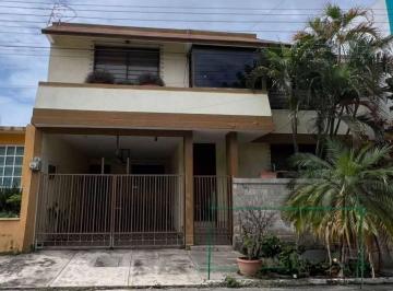 Casa · 175m² · 3 Recámaras · Casa - Reforma