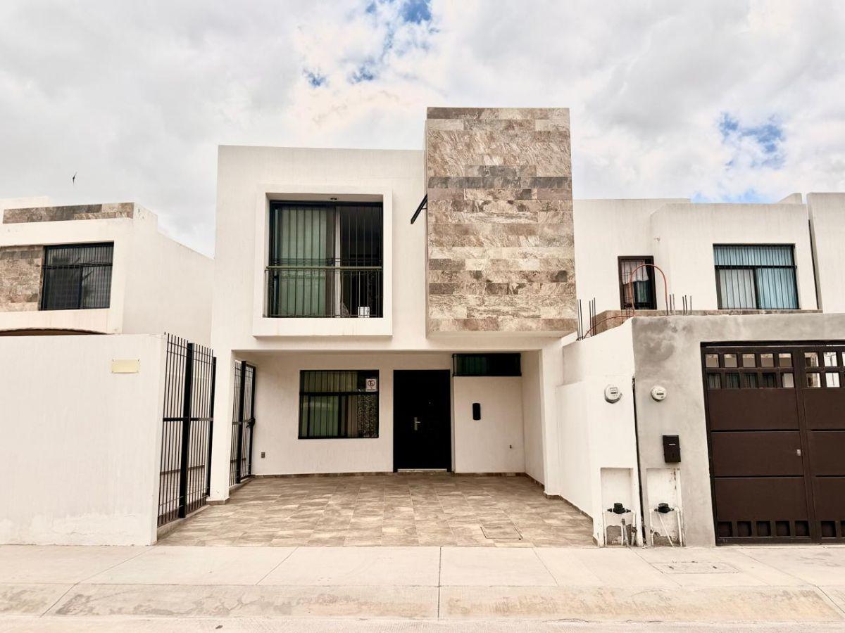 Casa en Renta en Catara Sobre Av